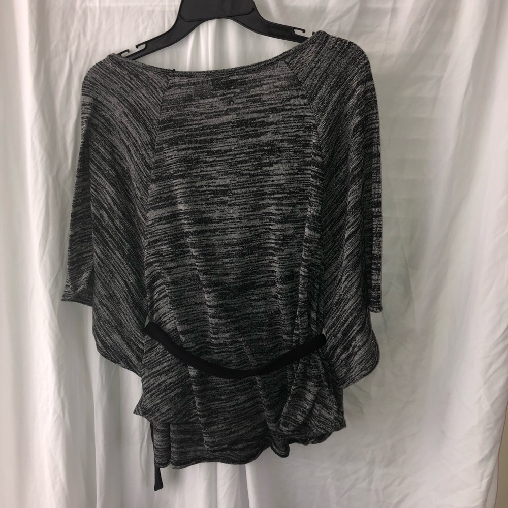 🌪iz Byer medium unique shirt with built in belt